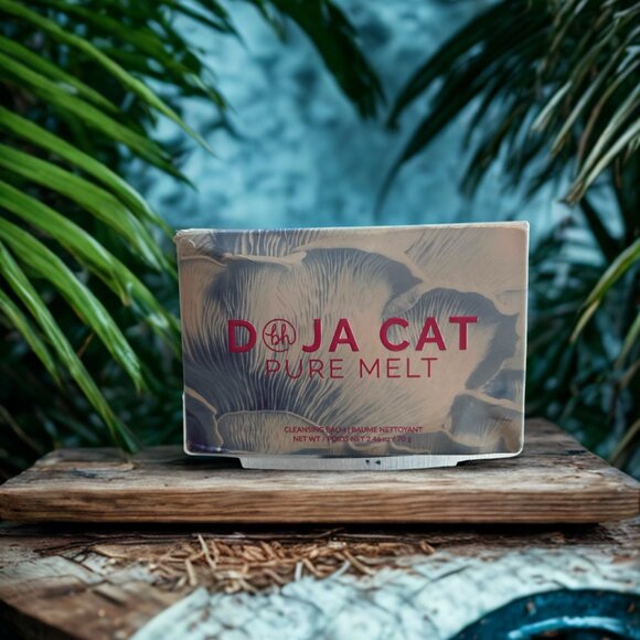 BH Cosmetics Doja Cat Pure Melt Makeup Remover - Picture 2 of 2
